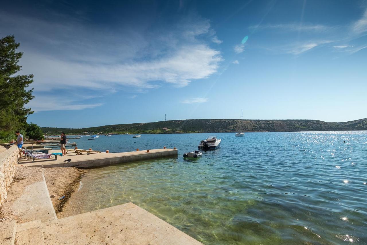 Apartmant Korina Stara Novalja Exterior foto