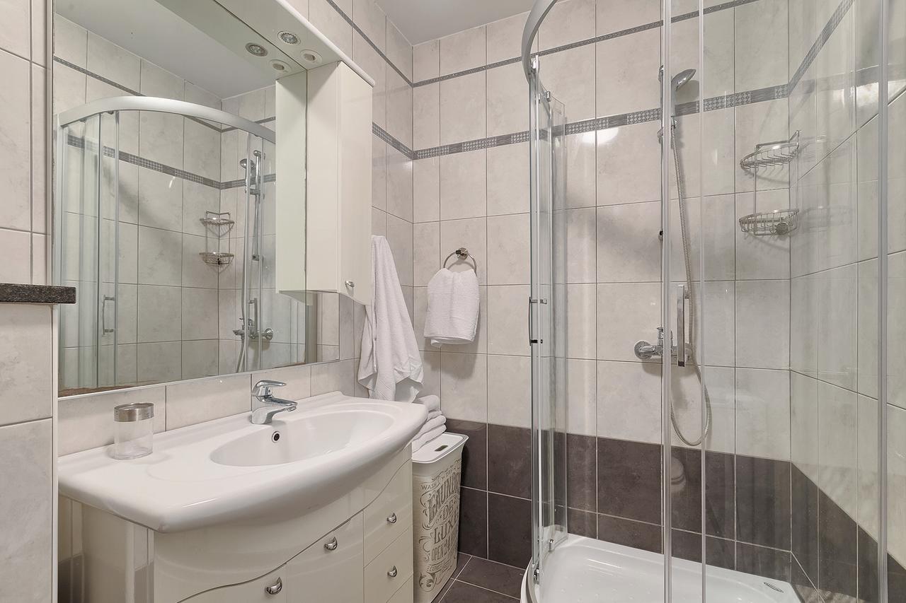 Apartmant Korina Stara Novalja Exterior foto